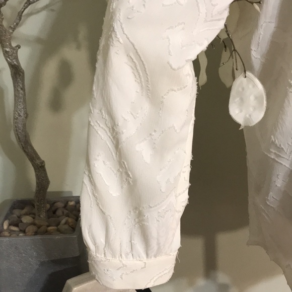 LOFT CREAM FANCY BLOUSE - Picture 3 of 5